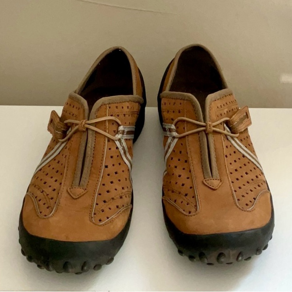 Clark’s by Collection Shoes